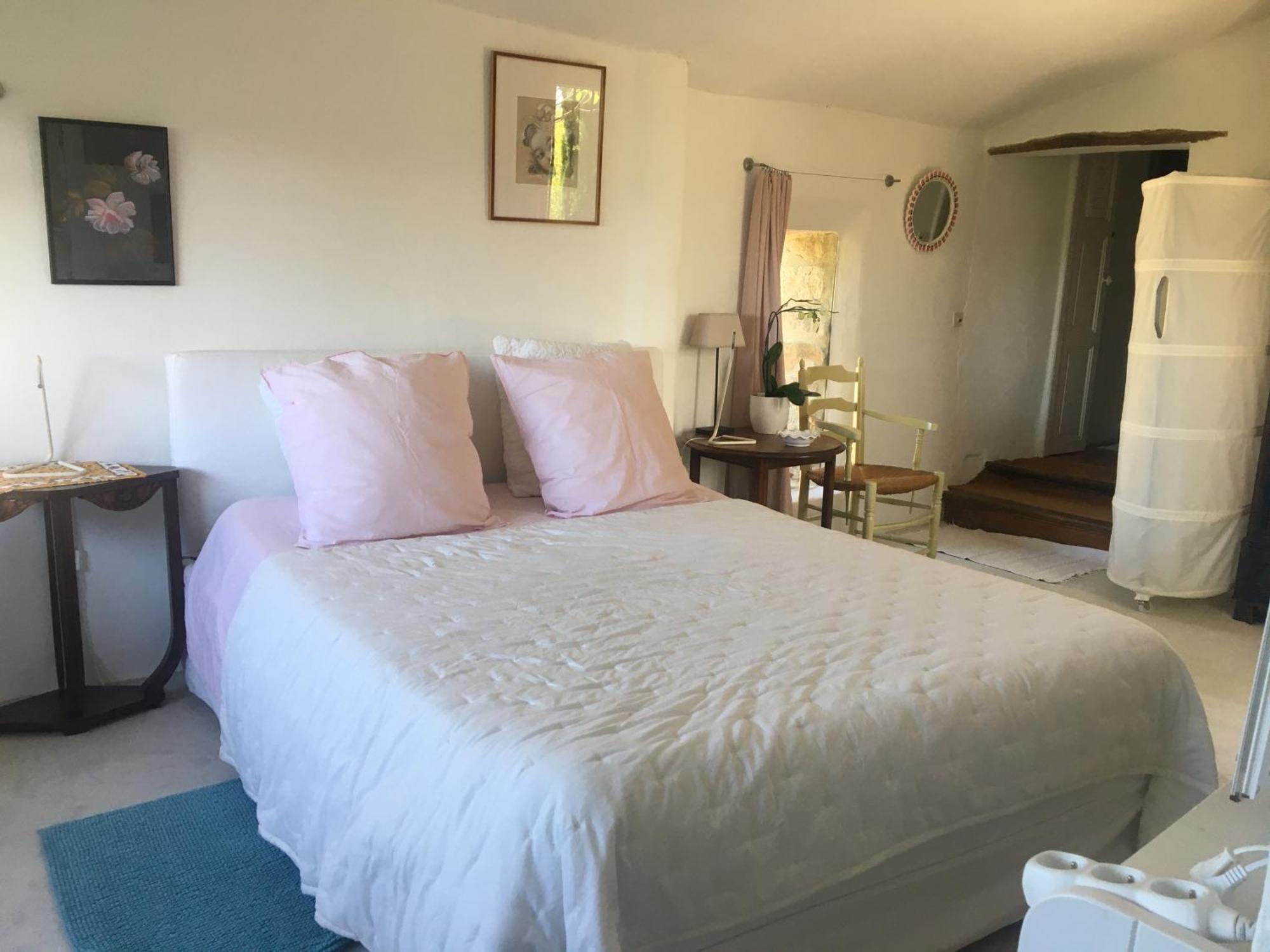 B&B Chambre De Julie Le Jardin เวซง-ลา-โรแมน ภายนอก รูปภาพ