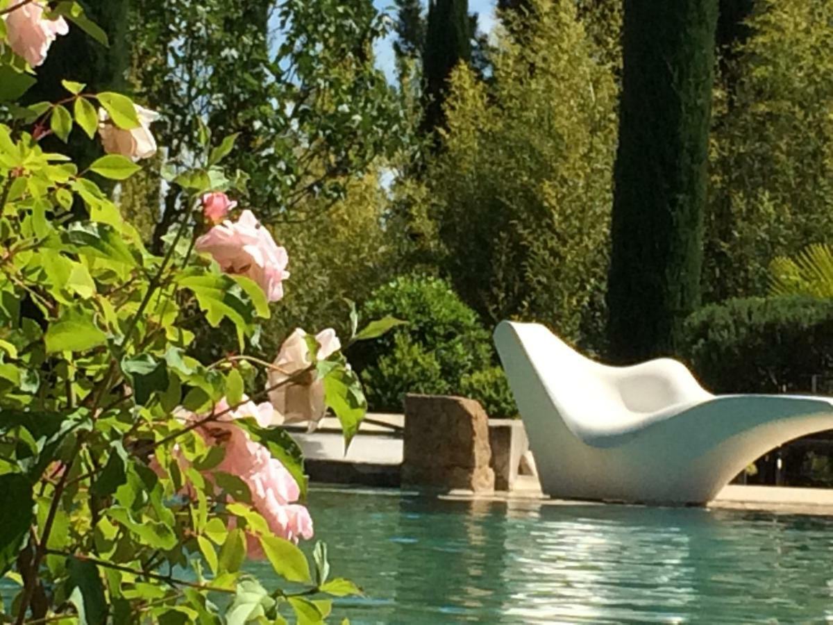 B&B Chambre De Julie Le Jardin เวซง-ลา-โรแมน ภายนอก รูปภาพ